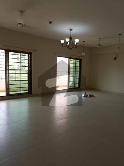 عسکری 10 - سیکٹر ایف عسکری 10,عسکری,لاہور میں 4 کمروں کا 12 مرلہ فلیٹ 1.6 لاکھ میں کرایہ پر دستیاب ہے۔