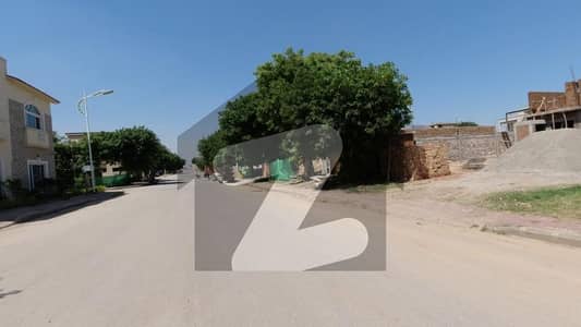 بحریہ ٹاؤن فیز 8 ۔ بلاک ای بحریہ ٹاؤن فیز 8,بحریہ ٹاؤن راولپنڈی,راولپنڈی میں 10 مرلہ رہائشی پلاٹ 1.4 کروڑ میں برائے فروخت۔