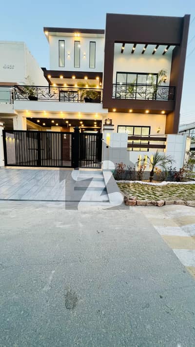 7.3 Marla Brand New Corner Beautiful Luxury House Available For Sale In Buch Villas Multan