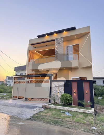 نیو سٹی فیز 2 نیو سٹی,واہ میں 4 کمروں کا 5 مرلہ مکان 1.3 کروڑ میں برائے فروخت۔