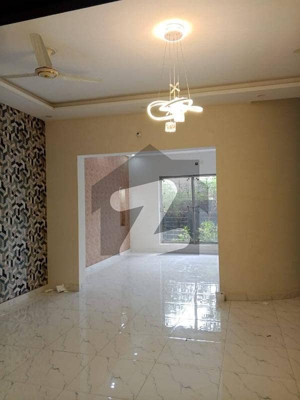 BEAUTIFUL HOUSE FOR SALE AVAILABLE with GAS BEAUTIFUL HOUSE FOR SALE AVAILABLE with GAS