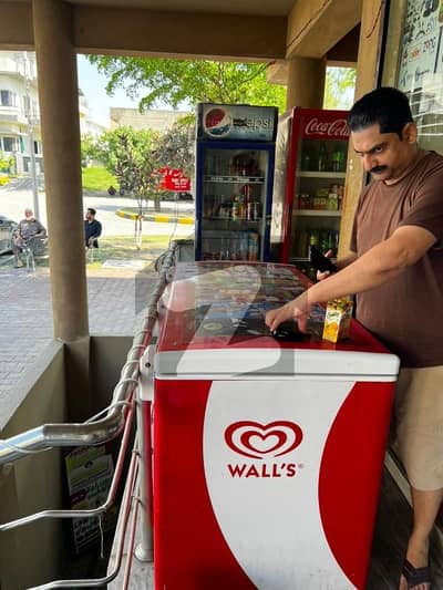 Aesthetic Corner Shop Of 158 Square Feet For sale Is Available