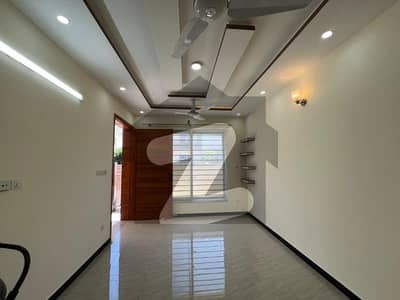 7 Marla Ground Portion Available On Rent in G-13/2