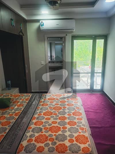 ایف ۔ 10 اسلام آباد میں 2 کمروں کا 8 مرلہ فلیٹ 1.3 لاکھ میں کرایہ پر دستیاب ہے۔