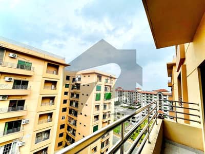 عسکری 10 - سیکٹر ایف عسکری 10,عسکری,لاہور میں 4 کمروں کا 12 مرلہ فلیٹ 1.3 لاکھ میں کرایہ پر دستیاب ہے۔