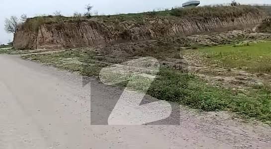 آئی ۔ 15 اسلام آباد میں 7 مرلہ رہائشی پلاٹ 1.0 کروڑ میں برائے فروخت۔