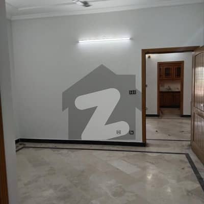جی ۔ 15/1 جی ۔ 15,اسلام آباد میں 8 کمروں کا 8 مرلہ مکان 1.35 لاکھ میں کرایہ پر دستیاب ہے۔