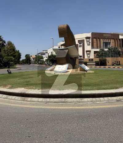 بحریہ ٹاؤن جاسمین بلاک بحریہ ٹاؤن سیکٹر سی,بحریہ ٹاؤن,لاہور میں 10 مرلہ رہائشی پلاٹ 1.8 کروڑ میں برائے فروخت۔