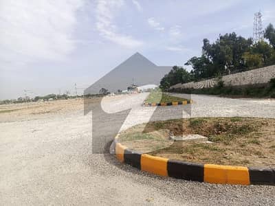 7 MARLA Top Location Plot For Sale