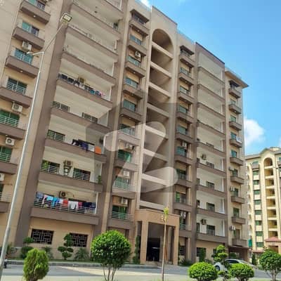 12 MARLA BRAND NEW 4 BED APARTMENT AVAILABLE FOR SALE