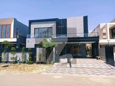 ڈی ایچ اے فیز 6 ڈیفنس (ڈی ایچ اے),لاہور میں 5 کمروں کا 1 کنال مکان 9.95 کروڑ میں برائے فروخت۔ ڈی ایچ اے فیز 6 ڈیفنس (ڈی ایچ اے),لاہور میں 5 کمروں کا 1 کنال مکان 9.95 کروڑ میں برائے فروخت۔