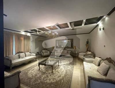 ای ۔ 7 اسلام آباد میں 6 کمروں کا 16 مرلہ مکان 10.5 لاکھ میں کرایہ پر دستیاب ہے۔