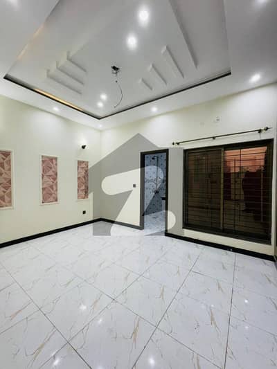 **5 Marla Brand New House for Sale**