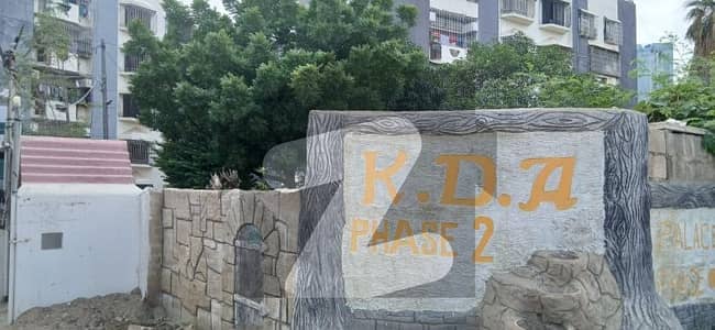 گلستانِِ جوہر ۔ بلاک 4 گلستانِ جوہر,کراچی میں 3 کمروں کا 7 مرلہ فلیٹ 1.65 کروڑ میں برائے فروخت۔