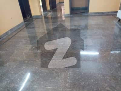 ایل ڈی اے ایوینیو لاہور میں 2 کمروں کا 10 مرلہ زیریں پورشن 60.0 ہزار میں کرایہ پر دستیاب ہے۔