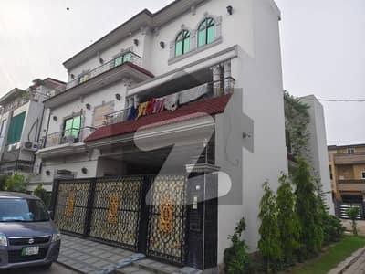 8.5 Marla Luxury House For Sale