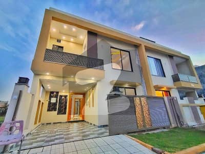 بحریہ ٹاؤن فیز 8 بحریہ ٹاؤن راولپنڈی,راولپنڈی میں 3 کمروں کا 5 مرلہ مکان 1.94 کروڑ میں برائے فروخت۔