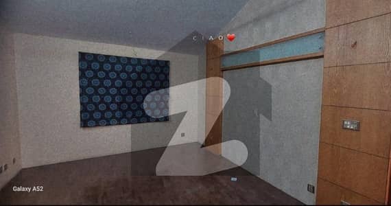 مسلم آباد سوسائٹی کراچی میں 5 کمروں کا 9 مرلہ مکان 3.0 لاکھ میں کرایہ پر دستیاب ہے۔