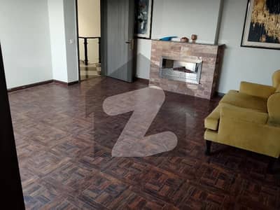 ڈی ایچ اے فیز 6 ڈیفنس (ڈی ایچ اے),لاہور میں 3 کمروں کا 1 کنال بالائی پورشن 1.65 لاکھ میں کرایہ پر دستیاب ہے۔