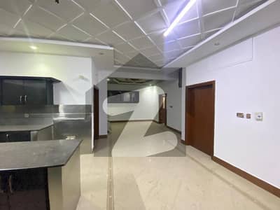 PORTION FOR RENT PRIME LOCATION GULSHAN BLOCK 4 Near Rajput Hospital Ideal for Large Families | Peaceful & Accessible Area