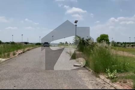 ڈی ایچ اے فیز 6 - سیکٹر سی2 ڈی ایچ اے ڈیفینس فیز 6 ,ڈی ایچ اے ڈیفینس,اسلام آباد میں 1 کنال رہائشی پلاٹ 1.39 کروڑ میں برائے فروخت۔