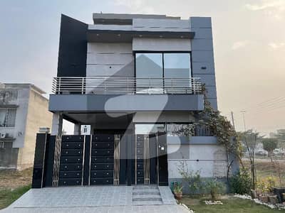 5 Marla Beautiful Hoiuse For Sale In Dha Rahbar Block H With Furniture, Led, Washing Machine. Just Buy And Ready To Shift Property