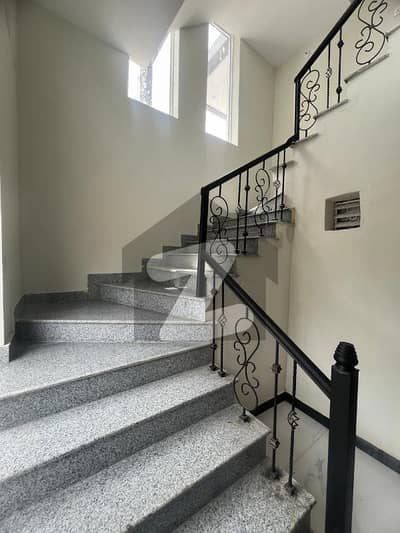 DHA phase 2 one kanal beautiful location House