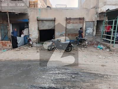 کورنگی - سیکٹر 33/ڈی کورنگی ۔ سیکٹر 33,کورنگی انڈسٹریل ایریا,کورنگی,کراچی میں 3 مرلہ Studio دکان 2.0 کروڑ میں برائے فروخت۔