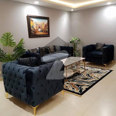 GOLD CREST MALL Apartment One Bedroom Long Time $ Short Time Available