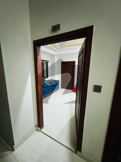 ایمان اپارٹمنٹس سول کوارٹرز,پشاور میں 3 کمروں کا 4 مرلہ فلیٹ 1.5 کروڑ میں برائے فروخت۔