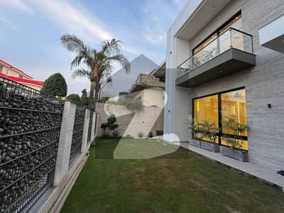 بحریہ ٹاؤن فیز 4 بحریہ ٹاؤن راولپنڈی,راولپنڈی میں 6 کمروں کا 1 کنال مکان 2.8 لاکھ میں کرایہ پر دستیاب ہے۔