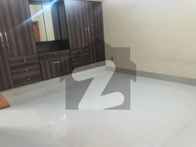 نارتھ ناظم آباد کراچی میں 9 مرلہ Studio عمارت 2.0 لاکھ میں کرایہ پر دستیاب ہے۔