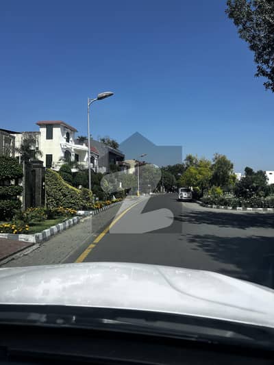 کینال گارڈنز - بلاک اے اے کینال گارڈن,لاہور میں 5 مرلہ رہائشی پلاٹ 1.05 کروڑ میں برائے فروخت۔