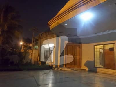 In North Nazimabad - Block B House For Sale Sized 750 Square Yards