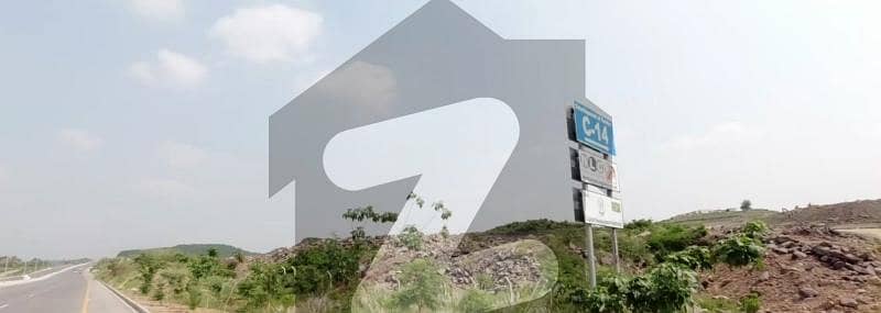 سی ۔ 14 اسلام آباد میں 1 کنال رہائشی پلاٹ 7.0 کروڑ میں برائے فروخت۔