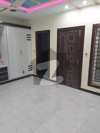 Stunning 6 Marla Lower Portion In Satellite Town - Block E Available For Rent