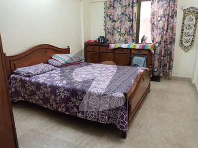 بھیانی ہائیٹس گلشنِ اقبال - بلاک 4,گلشنِ اقبال,گلشنِ اقبال ٹاؤن,کراچی میں 3 کمروں کا 6 مرلہ فلیٹ 1.75 کروڑ میں برائے فروخت۔