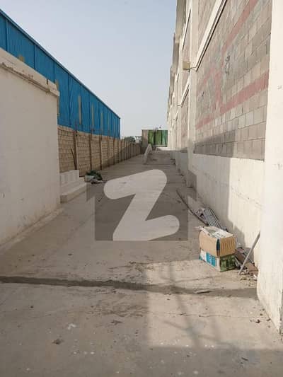 کورنگی کریک کنٹونمنٹ کورنگی,کراچی میں 6 کنال فیکٹری 22.5 لاکھ میں کرایہ پر دستیاب ہے۔