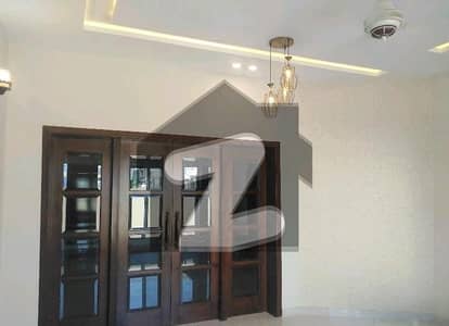 5 Marla Spacious House Is Available In Bahria Town Phase 8 - Ali Block For sale