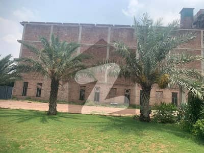 8 Kanal Triple Storey Factory Available For Sale