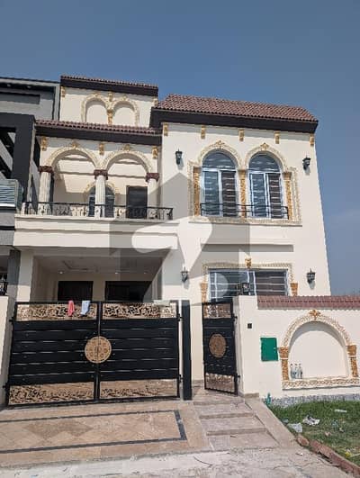 5 Marla New House for Sale Bahria Nasheman Lahore