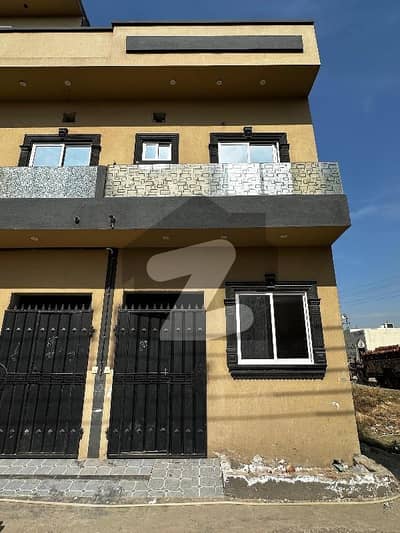 2 MARLA BRAND NEW DOUBLE STOREY HOUSE FOR SALE ENGINEERS TOWN COLLEGE ROAD LAHORE
