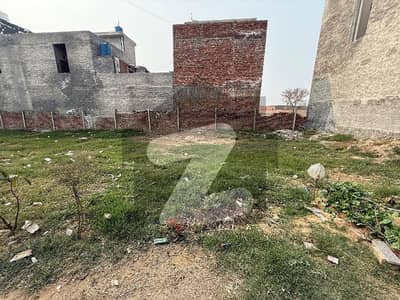 بسم اللہ ہاؤسنگ سکیم جی ٹی روڈ,لاہور میں 3 مرلہ رہائشی پلاٹ 50.0 لاکھ میں برائے فروخت۔