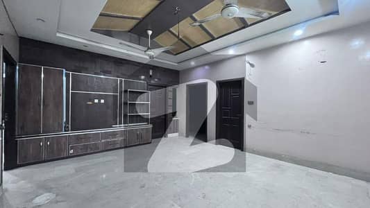 Prime Commercial Building For Sale 4.5 Marla, 50 Feet Front, Lahore Sheikhupura Road Near Wadie Sitara Gatwala Park Faisalabad