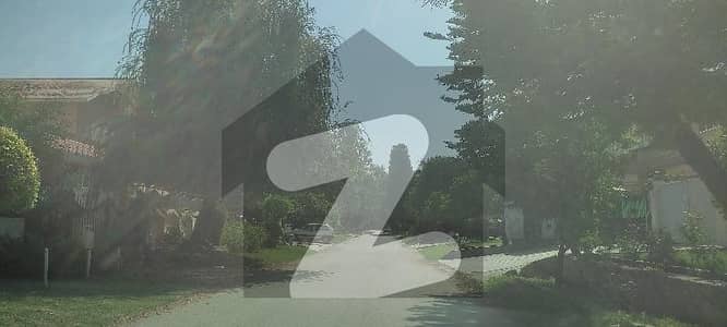 F-11 Corner Plot Available 1000 Square Yards 75*120