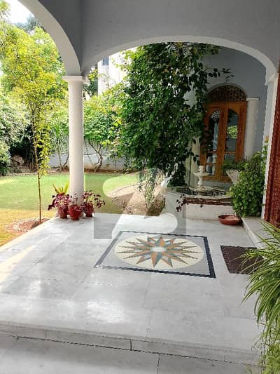 Beautiful House For Sale In F-7