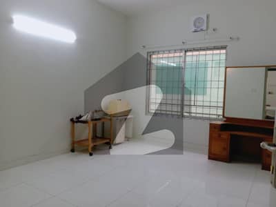 House 500 Square Yards For sale In F-11