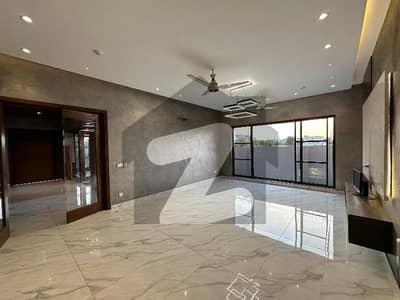 ڈی ایچ اے فیز 7 ڈیفنس (ڈی ایچ اے),لاہور میں 5 کمروں کا 1 کنال مکان 7.99 کروڑ میں برائے فروخت۔