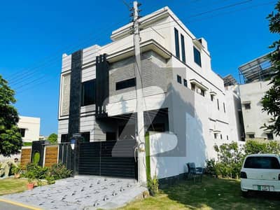10 Marla House For Sale Near 50 Feet Wide Road WAPDA City, Block A Faisalabad