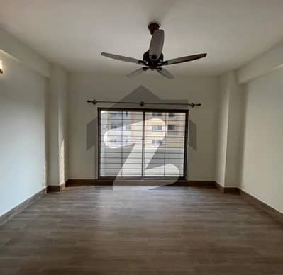 Flat Of 2400 Square Feet In Askari 5 - Sector J For Sale